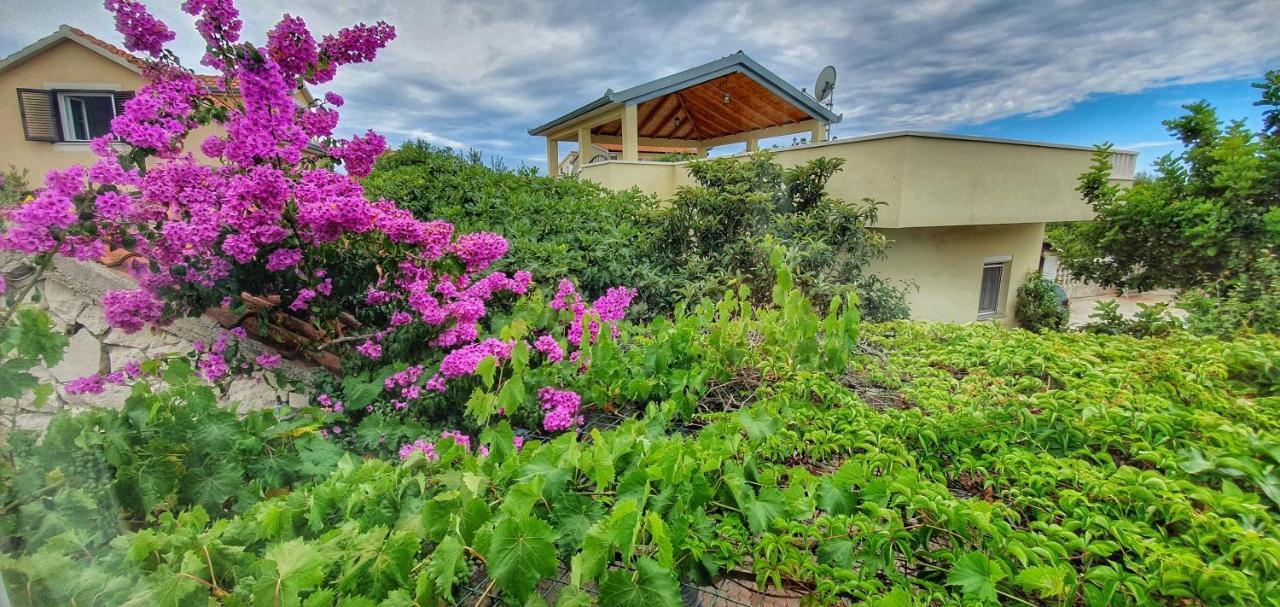 Apartmani Maja Kanica Rogoznica  Exterior foto